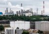 Нефть подешевела после решения ОПЕК+ увеличить добычу