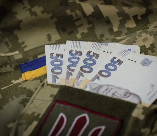 В Украине направили дополнительные 8,3 млн гривен на сектор безопасности и обороны