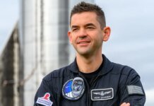 Глава NASA нарушил запрет и пролетел на истребителе F-5 на авиашоу в Вашингтоне