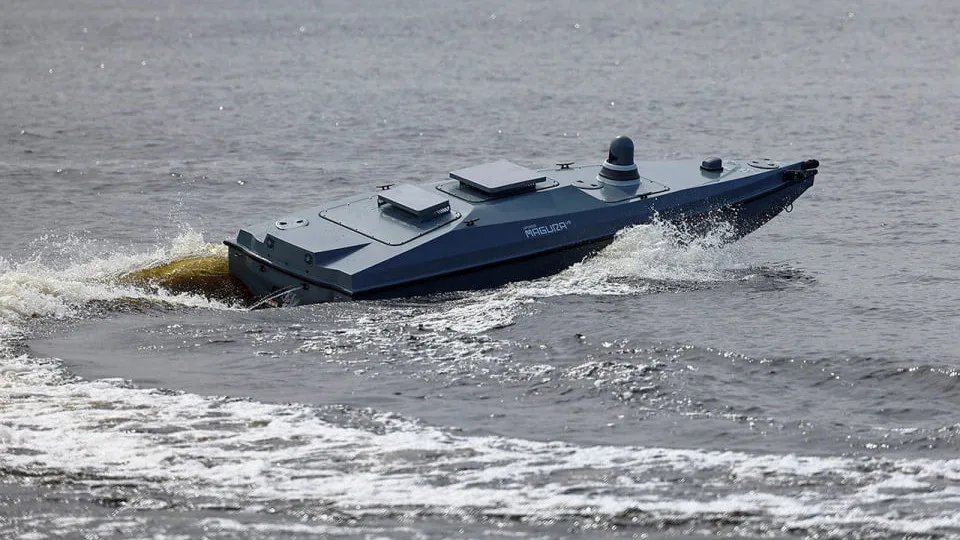Морские дроны Украины превратились в универсальные боевые платформы – Зеленский