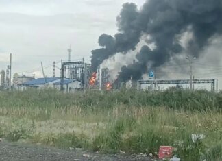 Удары украинских БПЛА вывели из строя до 40% нефтеперерабатывающих мощностей РФ — Financial Times