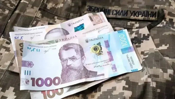 Кабмин утвердил ежемесячные выплаты 50 000 гривен освобожденным из плена защитникам на лечение