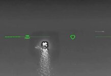 За ночь военные поразили еще 21 российский танкер в Азовском море