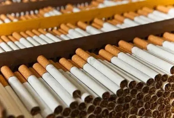 Доля контрабандных сигарет на нелегальном рынке Украины сократилась вдвое — таможня