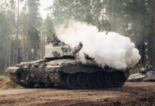 Великобритания заменит танки Challenger 2 в Эстонии мобильными силами с дронами, учтя опыт ВСУ