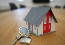 Украинцы начали платить больше налога на недвижимость: кто в регионах-лидерах