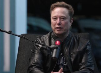 Маск объяснил, как россияне могли получить Starlink для войны против Украины