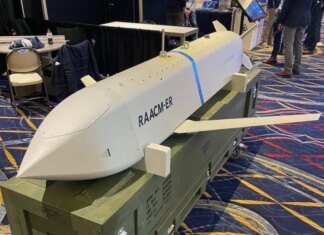Для Украины готовили ракету RAACM, а ВМС США уже заказали её новую версию с дальностью более 1800 км