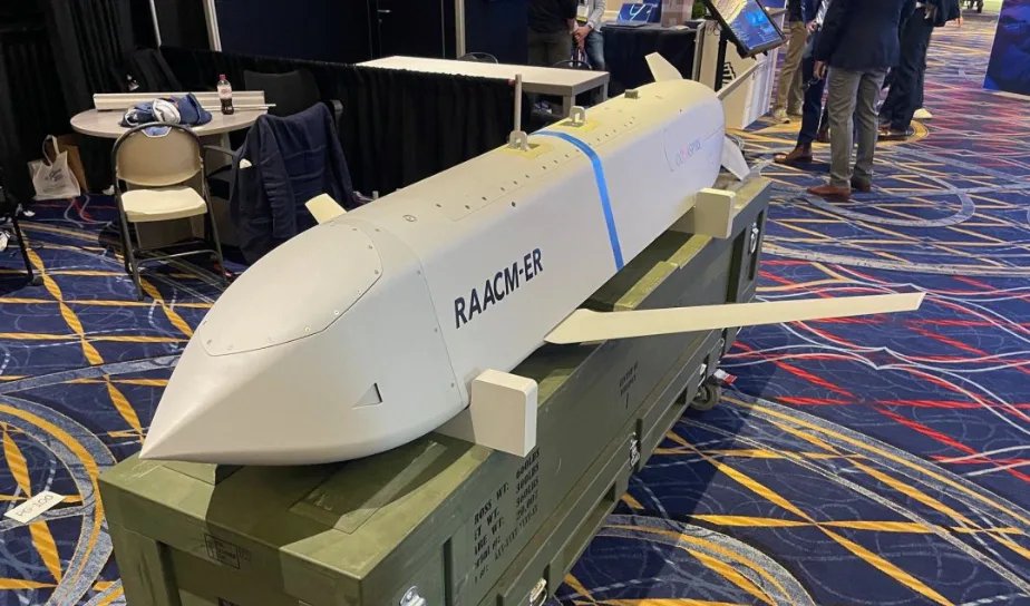 Для Украины готовили ракету RAACM, а ВМС США уже заказали её новую версию с дальностью более 1800 км