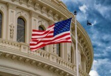 США ввели новые санкции против сети, связанной с иранской авиакомпанией Mahan Air и КСИР