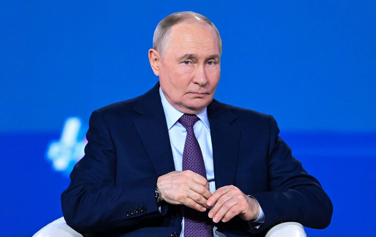 У Путина есть конкретный дедлайн, к которому не сядет за стол переговоров, — FT