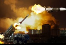 Россия с помощью баллистической ракеты уничтожила американский завод по производству дронов в Киеве, — The Guardian