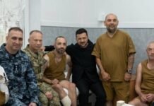 «Гордимся вами»: Зеленский в Одессе наградил раненых воинов и медиков