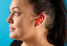 В десять раз дешевле AirPods: бюджетные наушники получили ANC, как у флагмана (фото)