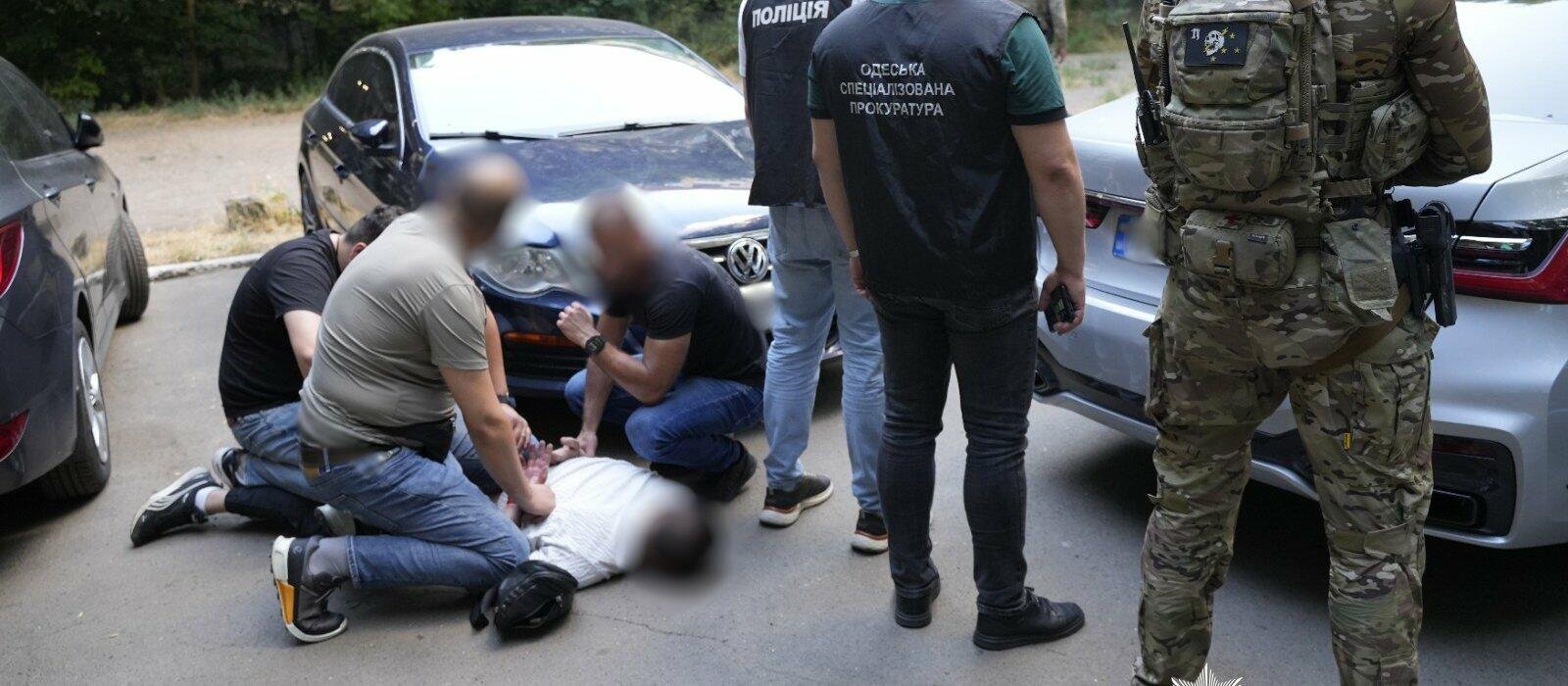 «Сниму с розыска ТЦК»: в Одесской области задержали военного после получения взятки