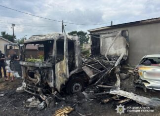 В Одесской области задержали 16-летнего поджигателя, который поджег четыре автомобиля энергокомпании