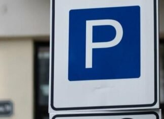 Без шлагбаумов, но с оплатой: в Одессе изменили правила парковки на побережье