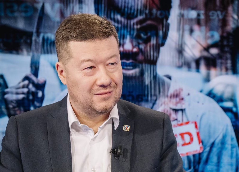 «Исторически проживали русские»: в парламенте Чехии заявили, что Украина должна уступить РФ земли