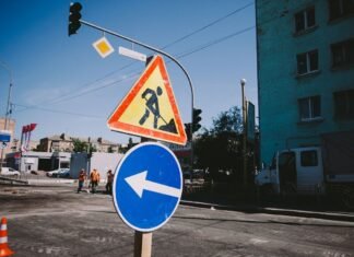 В Киеве ограничат движение от Подола до моста Метро
