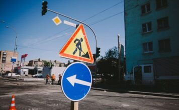 В Киеве ограничат движение от Подола до моста Метро