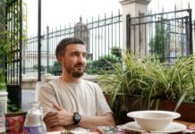 «Время войны наступит для всех»: откровенный разговор с режиссером Егором Трояновским о кино, Донбассе и решении пойти в армию