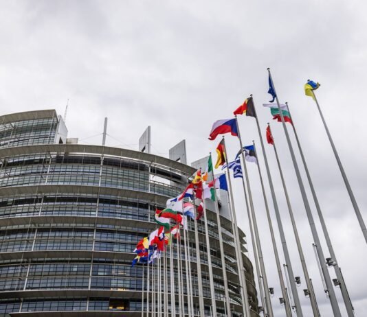 Италия призывает строить новый механизм обороны Европы вместе с Украиной