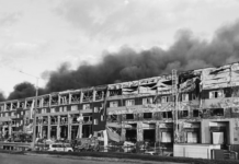 Россияне «Искандерами» уничтожили 250 тысяч книг в Киеве: что известно (фото)
