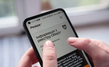 В ТЦК можно не идти, но только до 31 июля: что нужно сделать юношам 2009 года