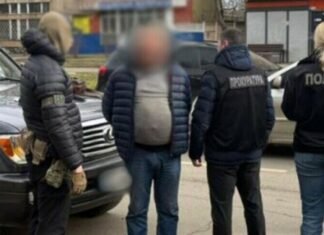За €11 тысяч продавал «болгарских бабушек»: в Одессе будут судить организатора схемы побега