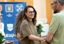 Ветераны Одесщины получают собственное жилье: Свириденко вручила сертификаты