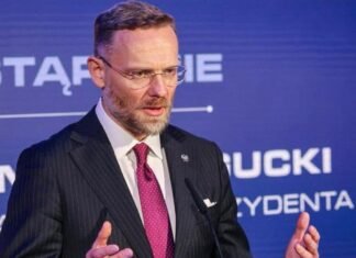 Чиновник Навроцкого попал в базу «Миротворца» из-за «Малопольщи»