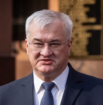 Сибига позвонил главе МИД Ирана после угроз ударами по Украине