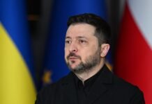 Почему сейчас? Источники назвали причины, зачем Зеленский меняет Кабмин