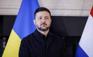 Зеленский недоволен скоростью поставок оружия, готовит кадровые изменения