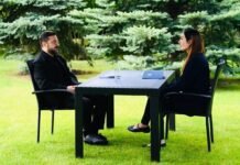 Зеленский встретился с любимой блогершей Трампа: что это может изменить?