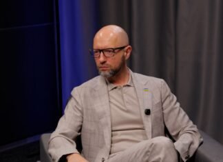 Арсений Яценюк: Я не хотел повторить опыт Оранжевой команды, все «люби друзи» перессорились