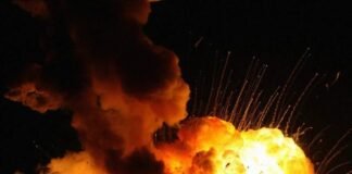 Россия нанесла ракетно-баллистический удар и запустила дроны по Киеву и Киевской области: трое погибших, среди них — ребенок (фото)