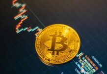Биткойн поднялся до $80 тысяч на фоне опасений мирового долгового кризиса