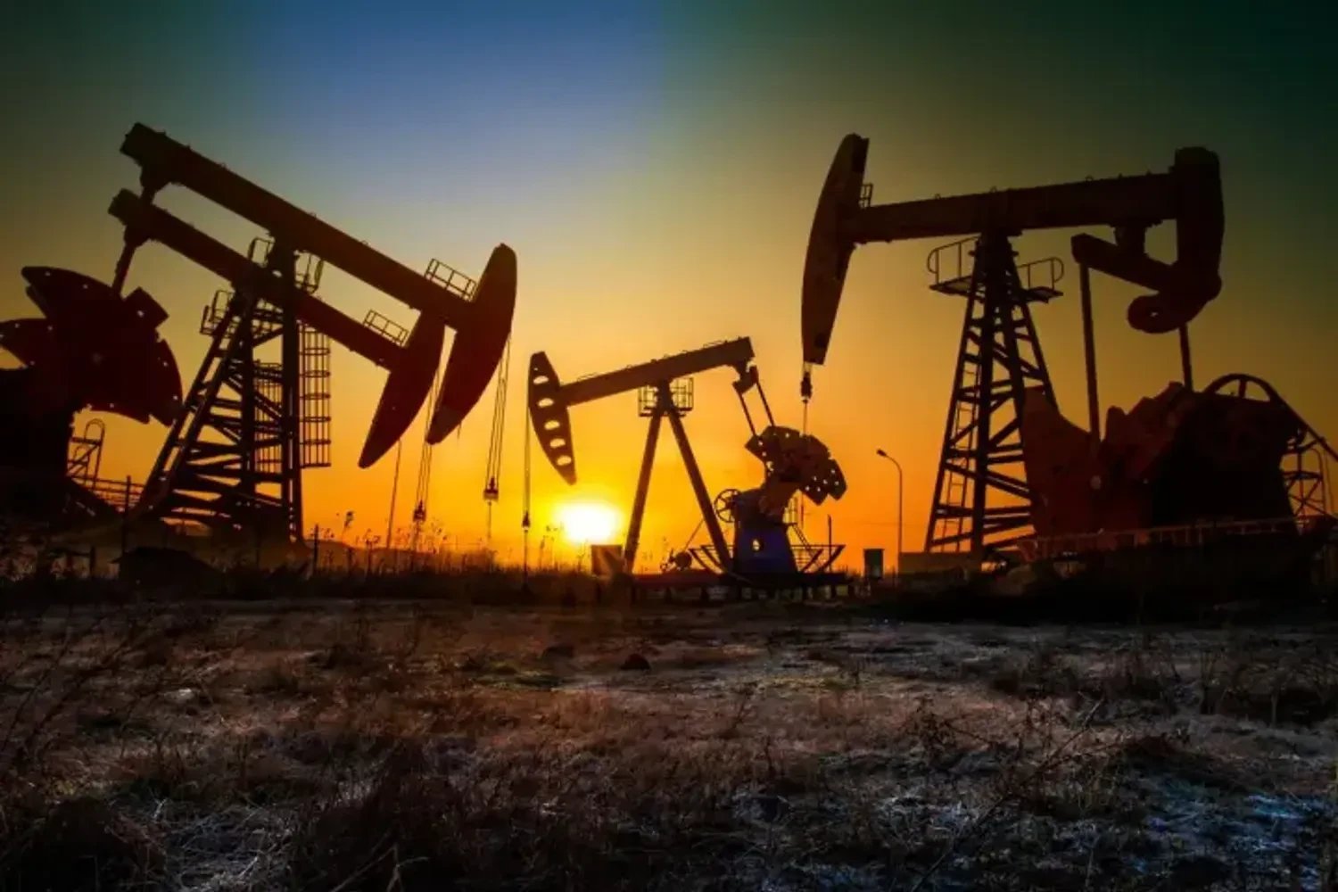 Цены на нефть выросли после заявлений Ирана об остановке судов в Ормузском проливе