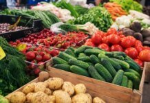 Цены на овощи и фрукты в июле: что подешевело, а что подорожало на полках и прилавках за месяц