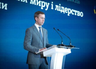 Украине нужно 650 млн евро на энергетику перед зимой — премьер