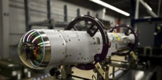 В США разрабатывают новую дальнобойную версию бомбы StormBreaker с реактивным двигателем
