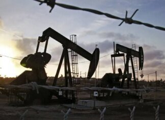 Цены на нефть выросли из-за отказа Ирана от переговоров с США