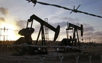 Цены на нефть выросли из-за отказа Ирана от переговоров с США
