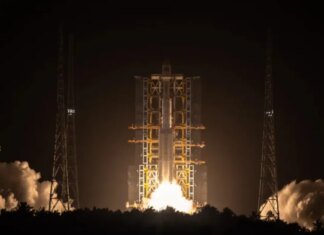 Китайская ракета «Великий поход-7А» взорвалась во время запуска спутника связи