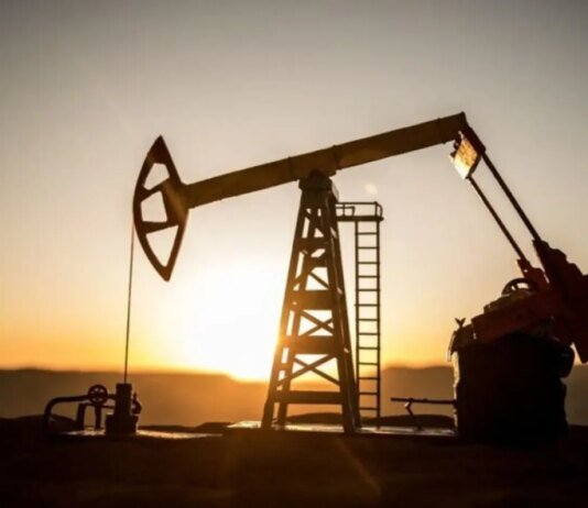 Нефть дорожает пятый день подряд: WTI выросла на 11%, Brent приблизилась к $89