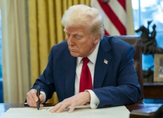 Трамп ввёл пошлины на импорт дронов и комплектующих к ним