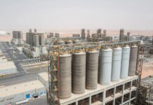 Тайные перевозки нефти через Ормузский пролив сдерживают рост мировых цен — Bloomberg