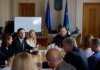 Корецкий обсудил с лидерами парламентских фракций и групп бюджетные вызовы на 2026–2027 годы