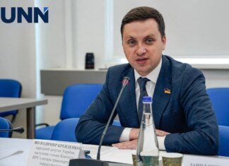 Кабмин должен создать межведомственную рабочую группу для решения проблемы налогообложения авиализинга — нардеп Крейденко
